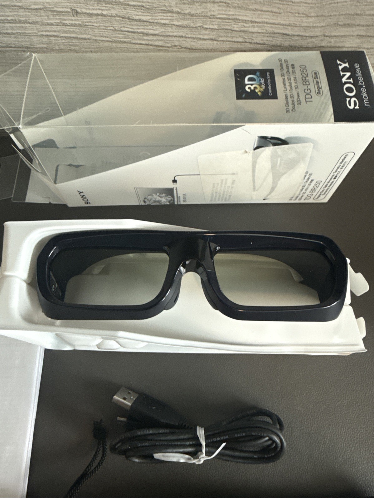 Sony TDG-BR250 Active 3D Glasses New Regular Size