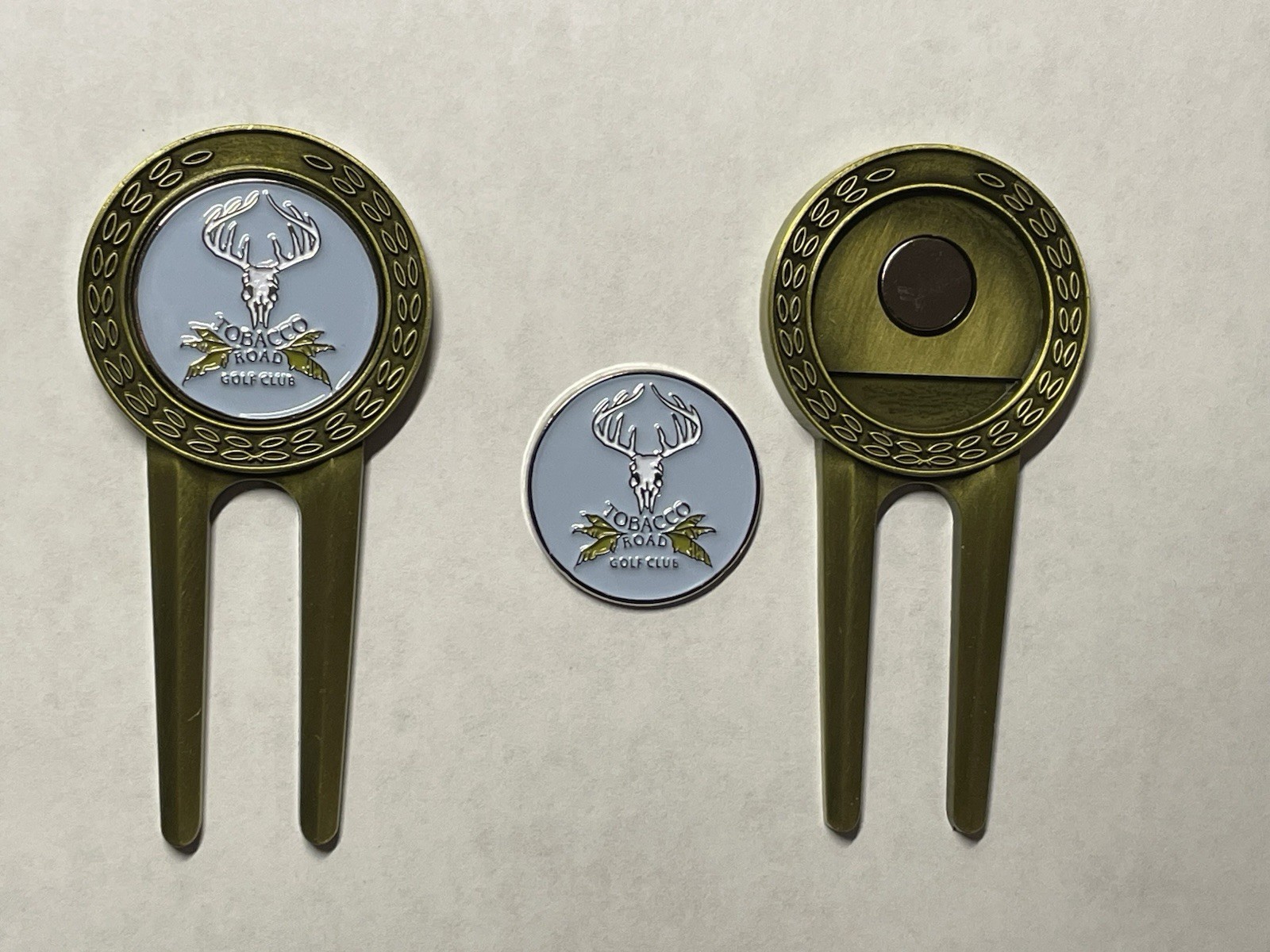 (1) Tobacco Road Golf Club Divot Tool & 1" Coin Golf Style Marker - A Beauty!
