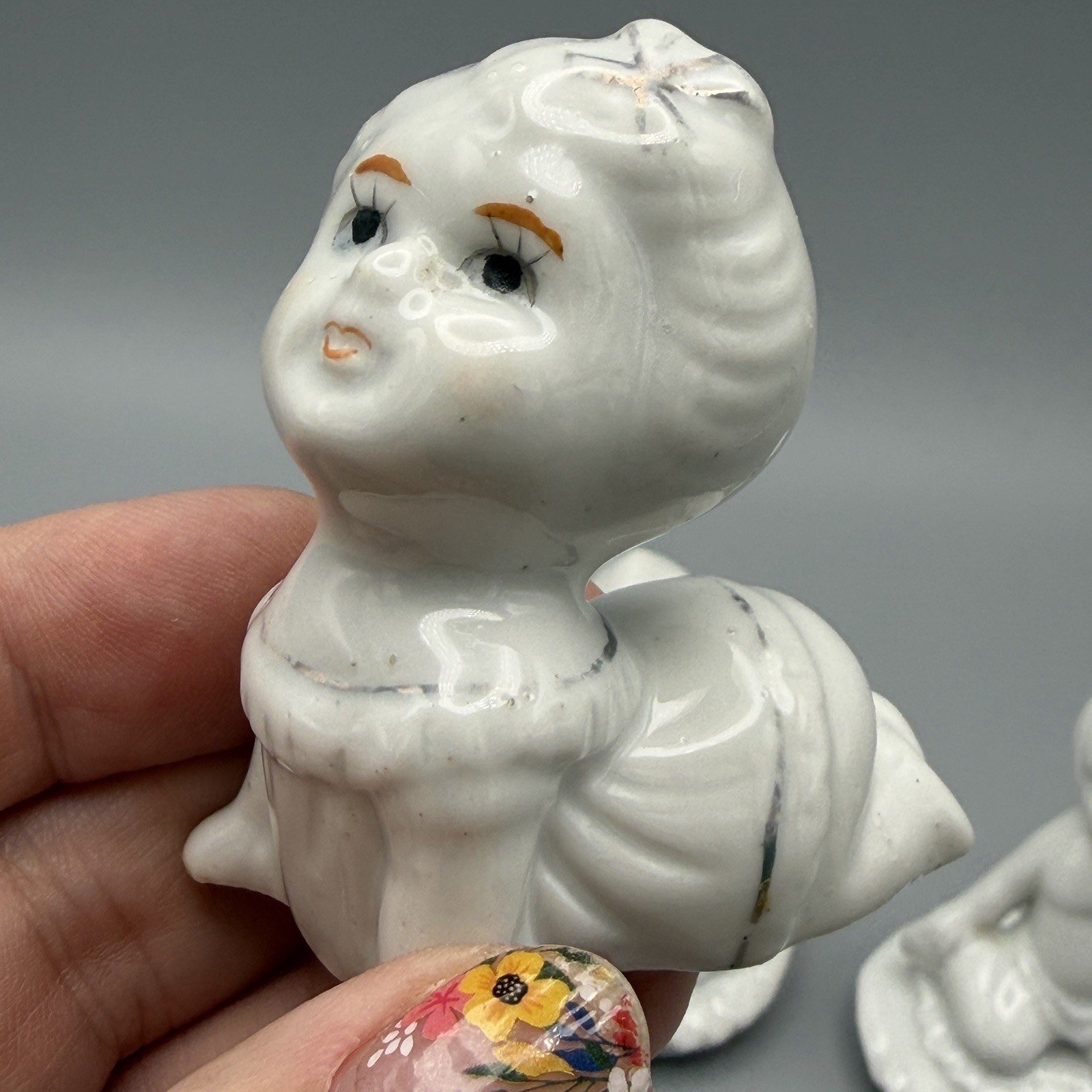 Vintage little Baby Crawling Figurine Gold gilt trim lining Cute 1950’s 2”