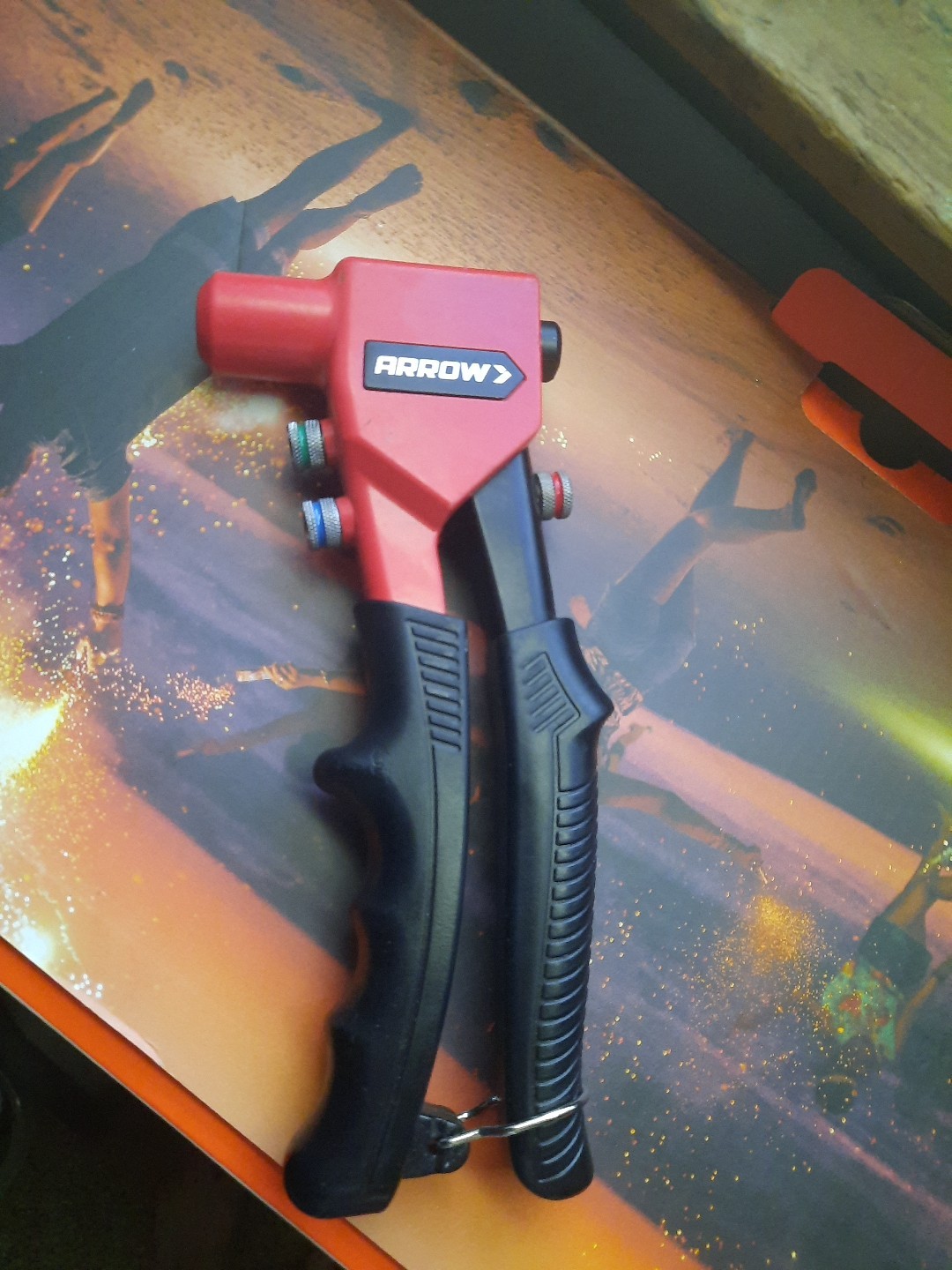 Arrow Hand Riveter RT187M Pop Rivet Gun  Rivets 3/32" 1/8" 5/32"