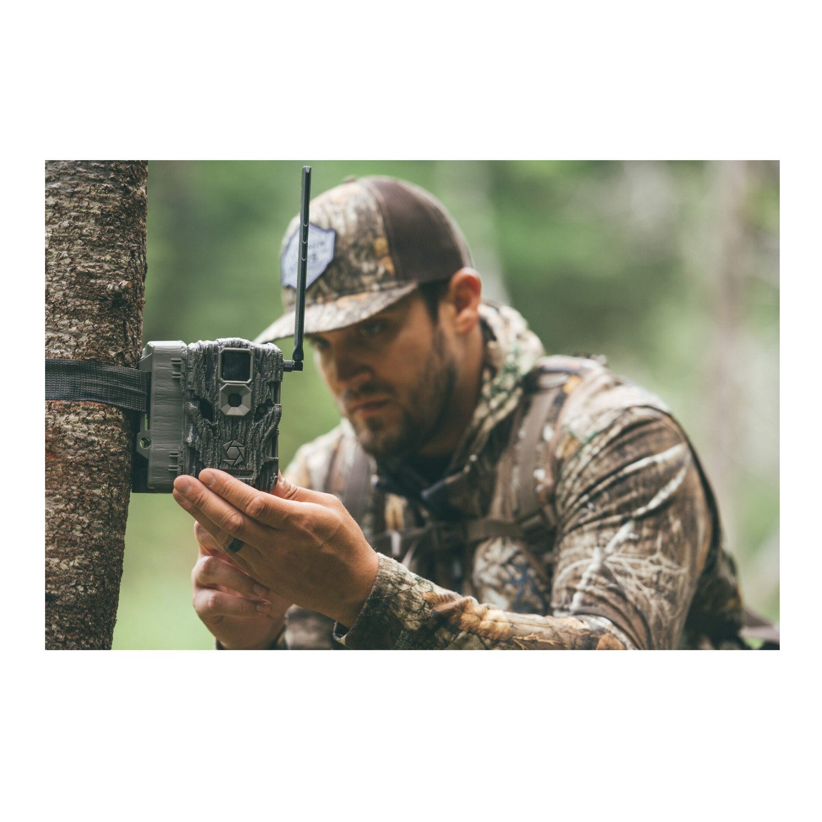 Stealth Cam Fusion X 26MP Trail Camera Verizon Bundle