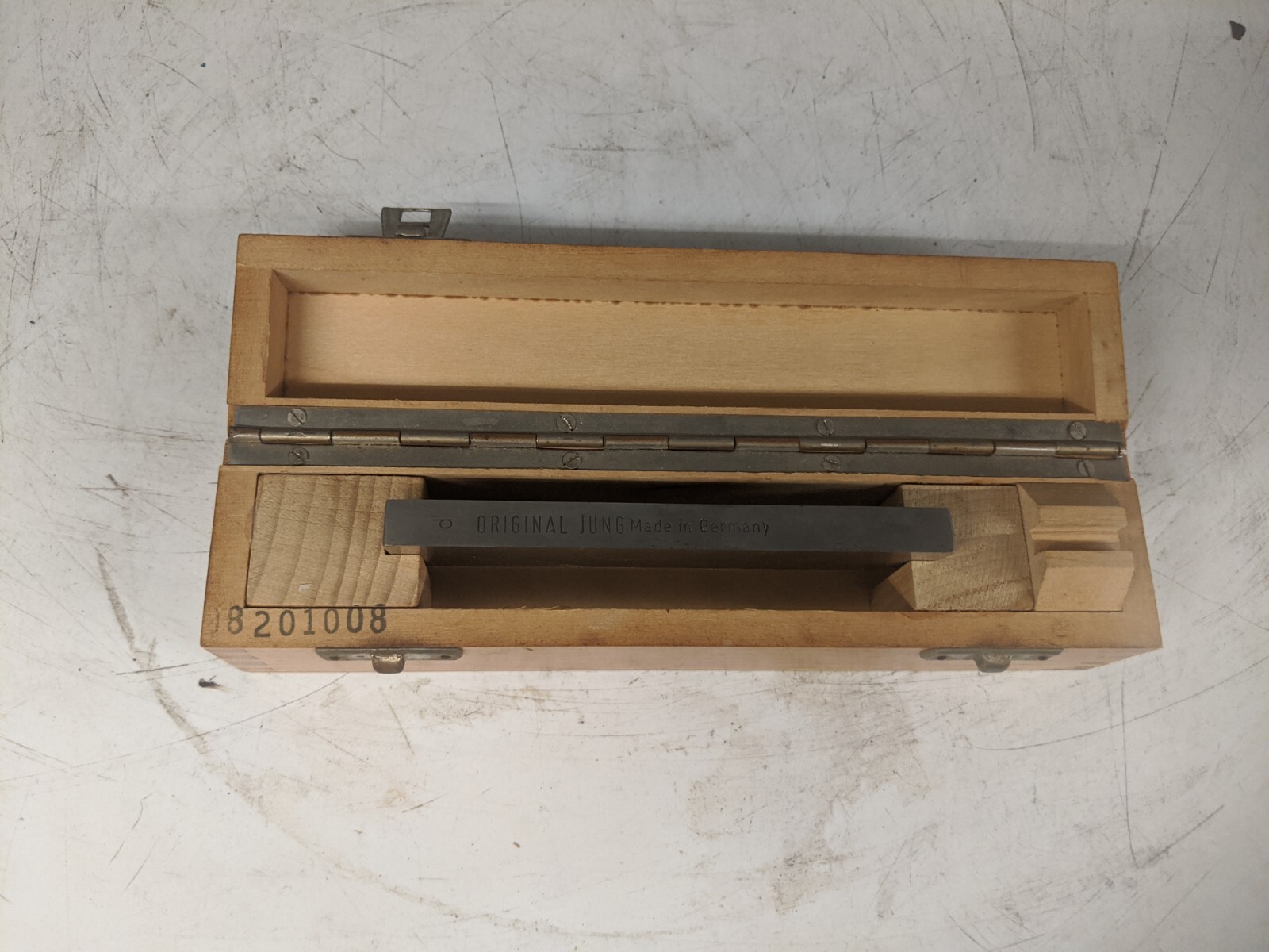 Jung 8201008 Sharpening Tool