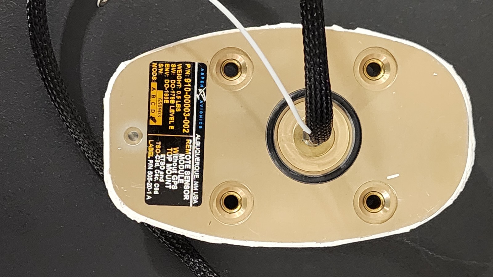 Aspen Avionics EFD1000 E5 P/N 910-00101-001 REV: A