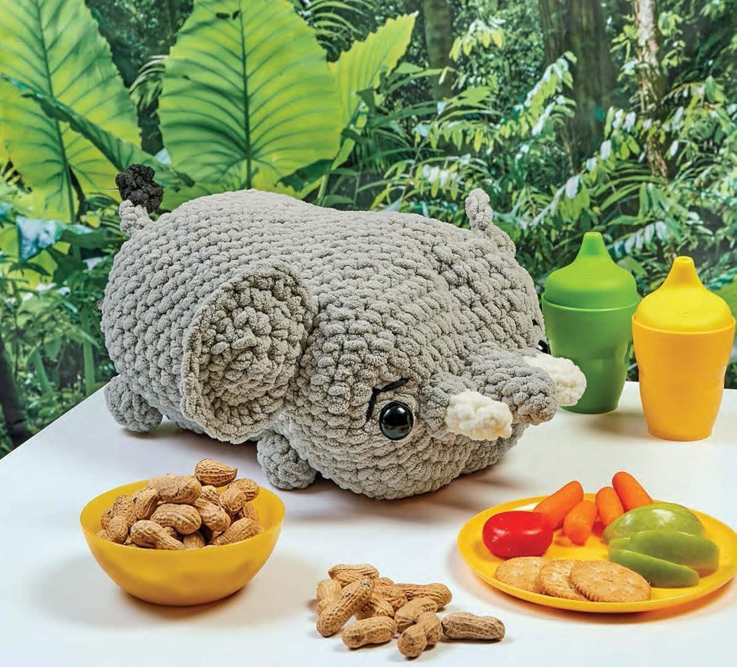 CUDDLY CRITTERS ~ Crochet Pattern Book ~ 26 Plush Animals