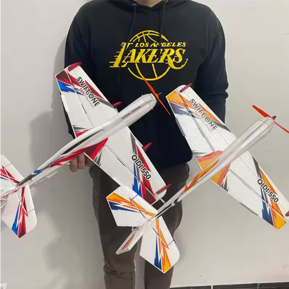 Brushless QIDI-550 RC Airplane 500mm Wingspan One-Key Hanging Stunt RC Plane NEW