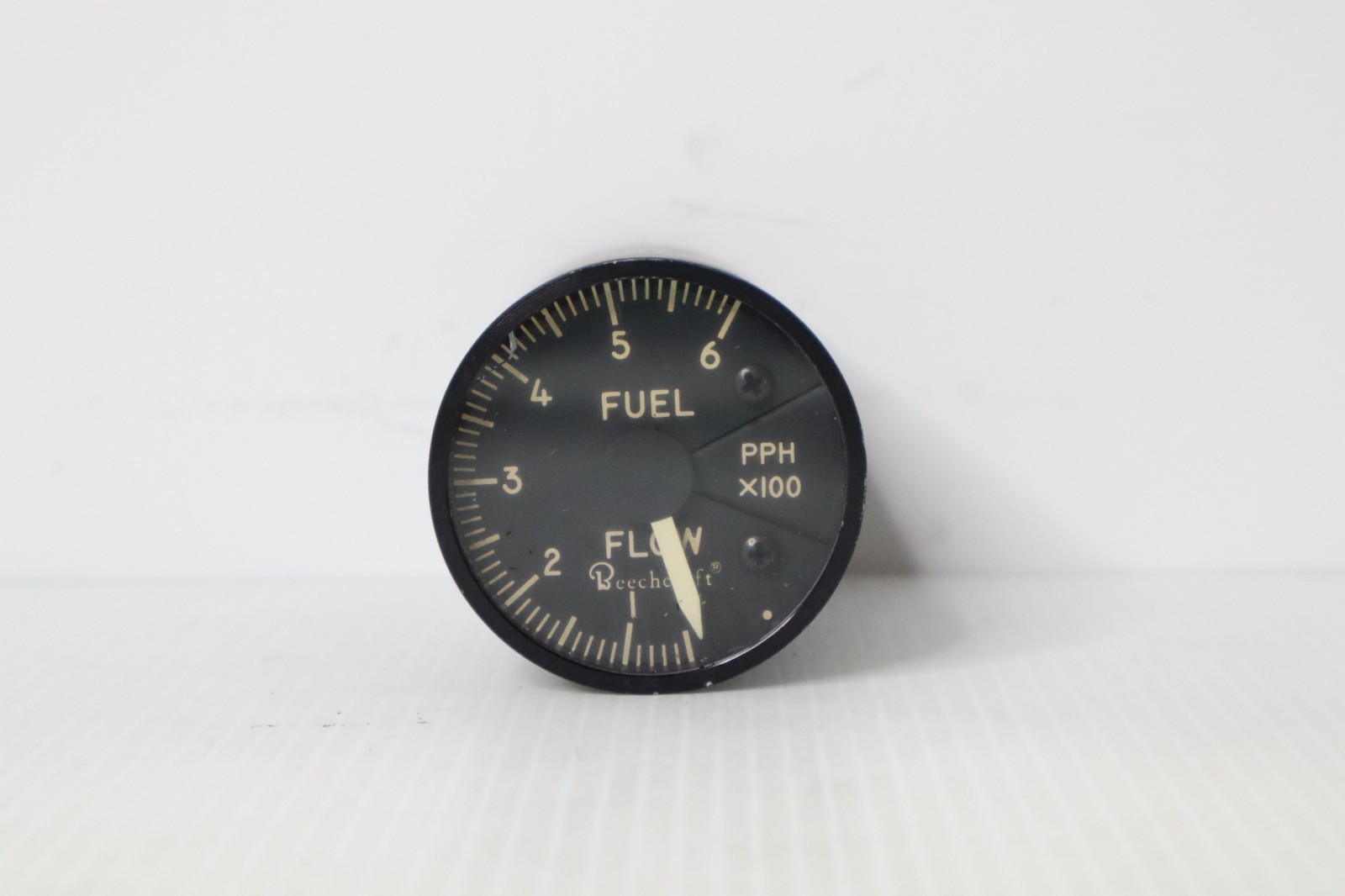 Gull Airborne 267-917-001 Fuel Flow Indicator Beechcraft 90-380009-2