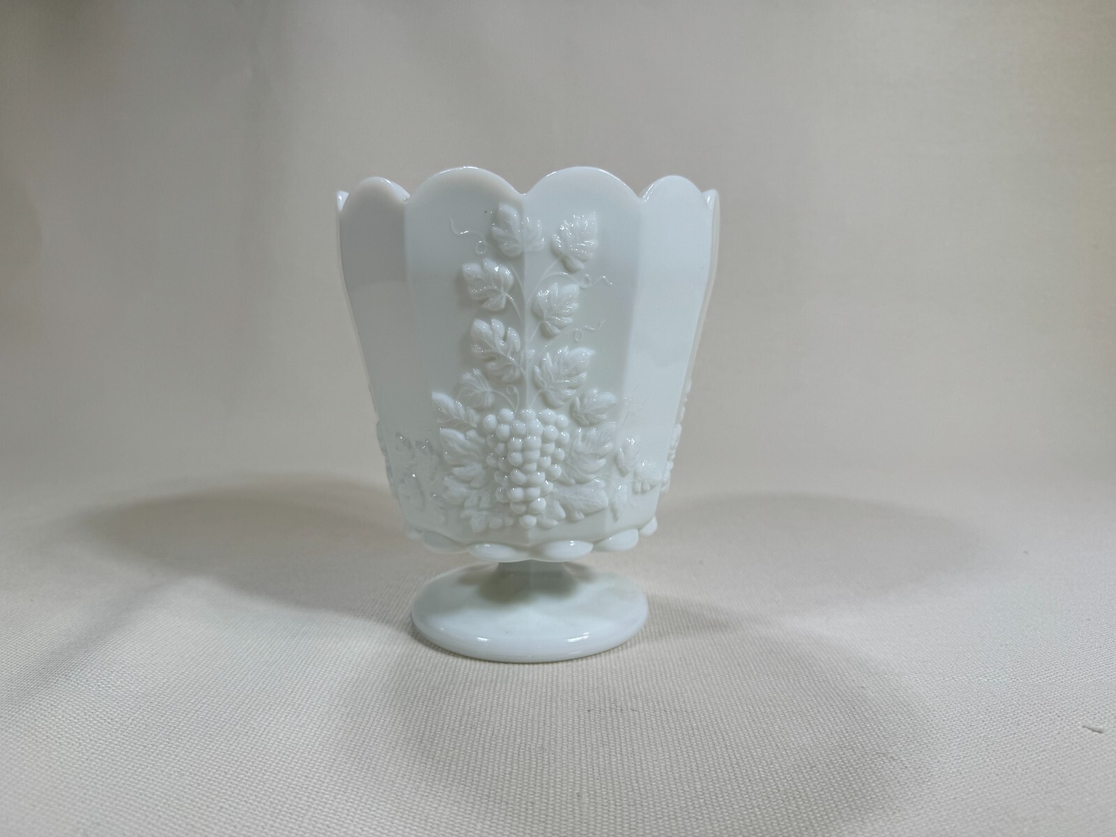 Vintage Westmoreland Milk Glass Planter— Mint Condition