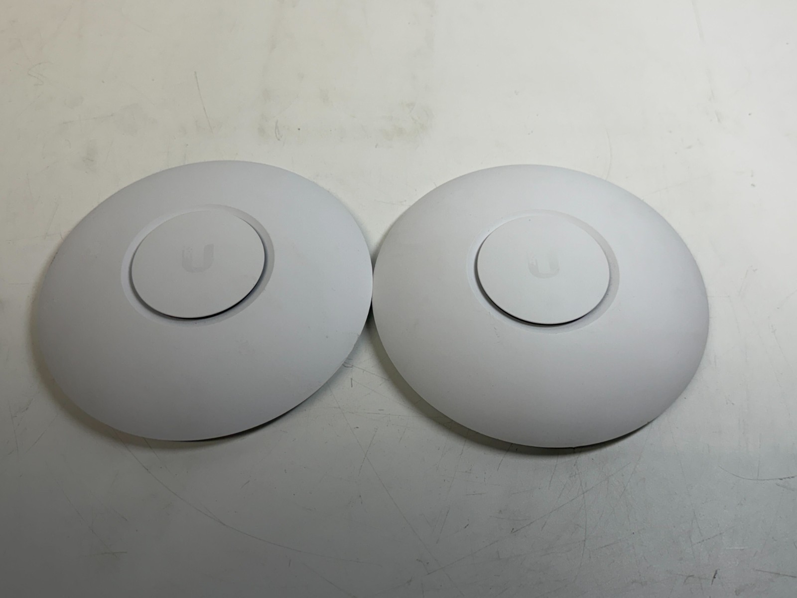 Lot of 2 UNIFI UAP-AC-LITE SWX-UAPACL WIRELESS