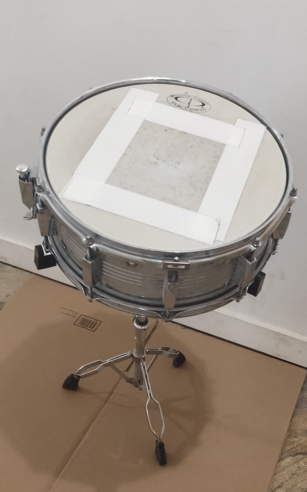 GP Percussion Silver Chrome Snare Drum 14 Inch PLUS chrime adjst. stand