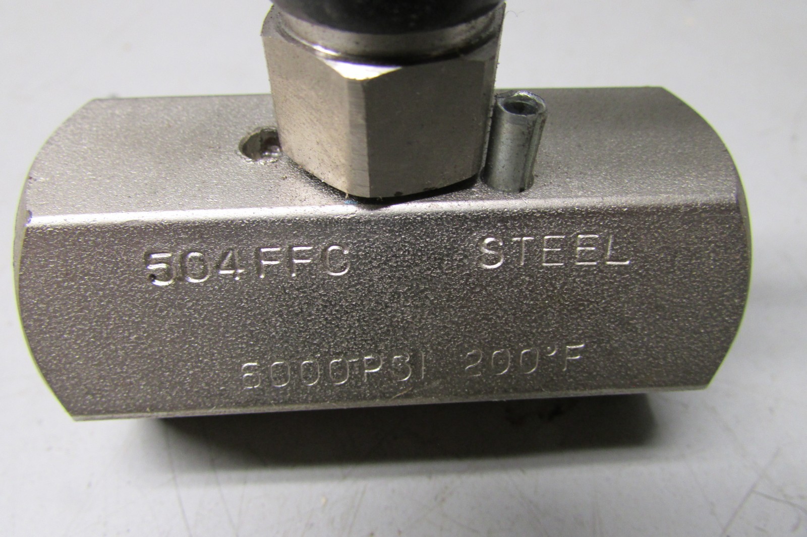 Noshok 504FFC Needle Valve