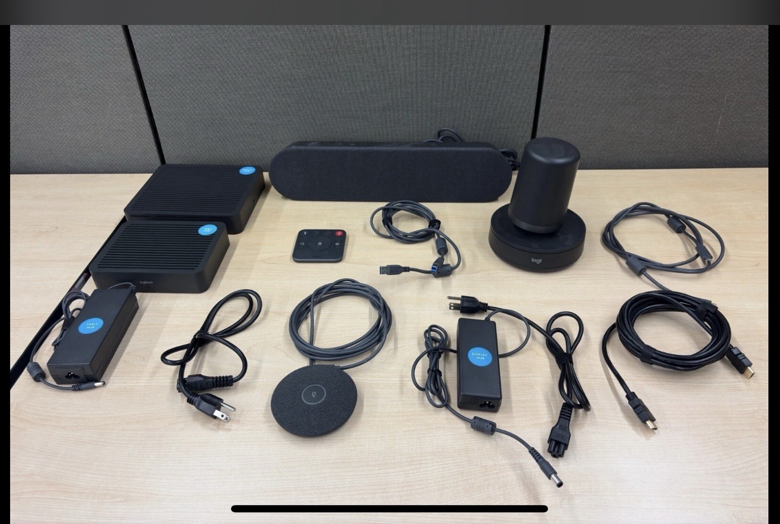 Logitech 960-001398 - Rally Plus Video Video Conference Equipment