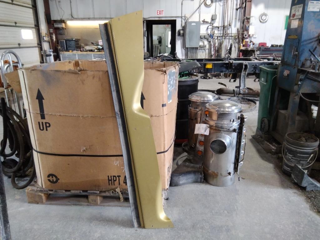 For 2004 WESTERN STAR 4900 COWL N/A ,  MN