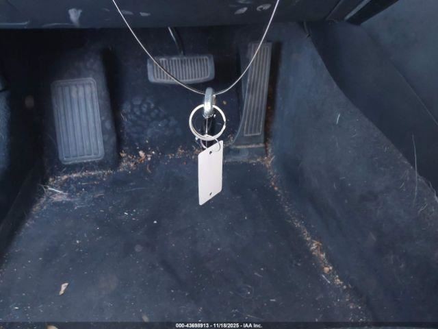 K900 2015 Glove Box 5028341