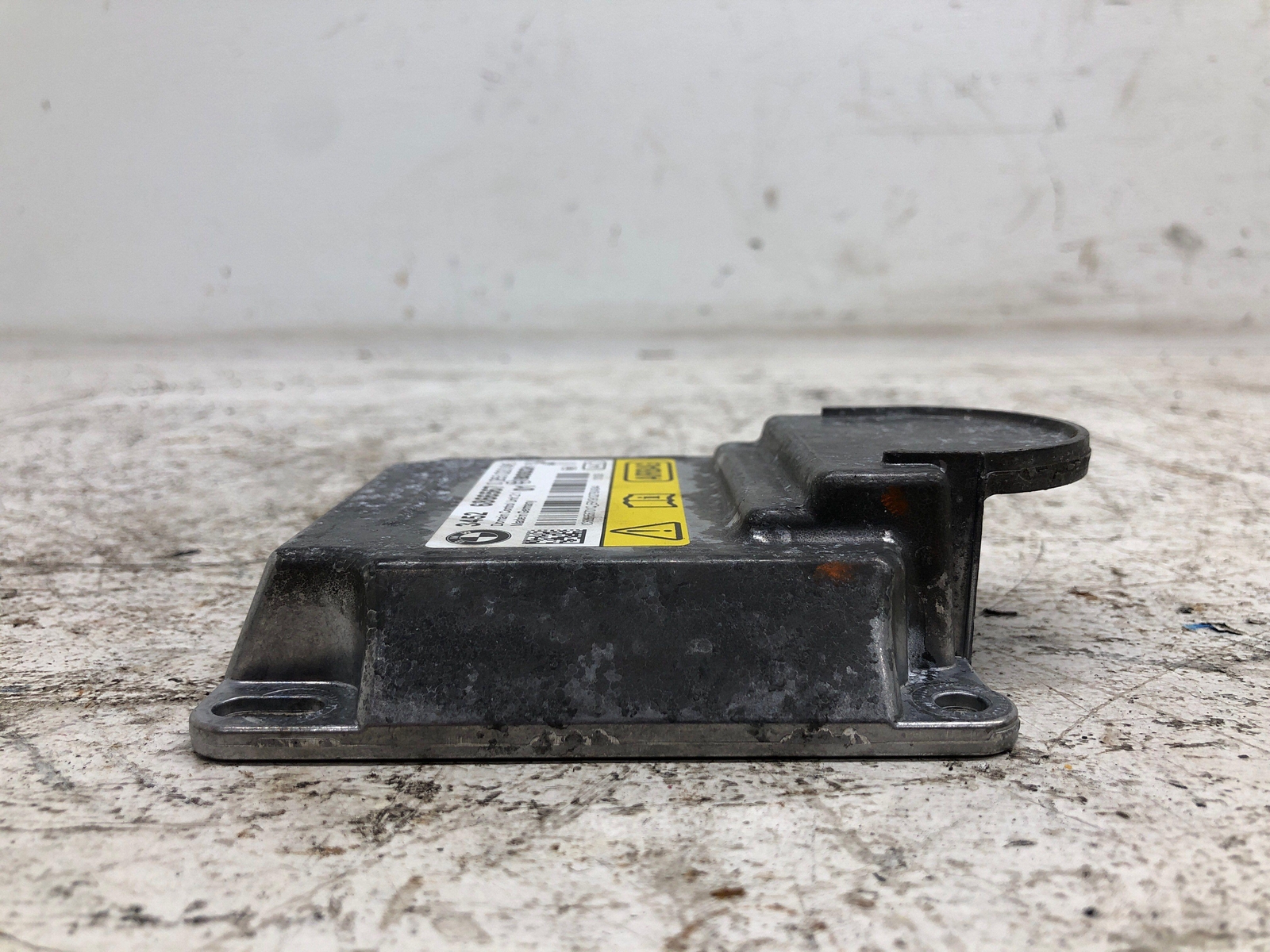 2014 -2018 BMW X5 ICM INTEGRATED CHASSIC DOMAIN CONTROL SPEED SENSOR 34526866567