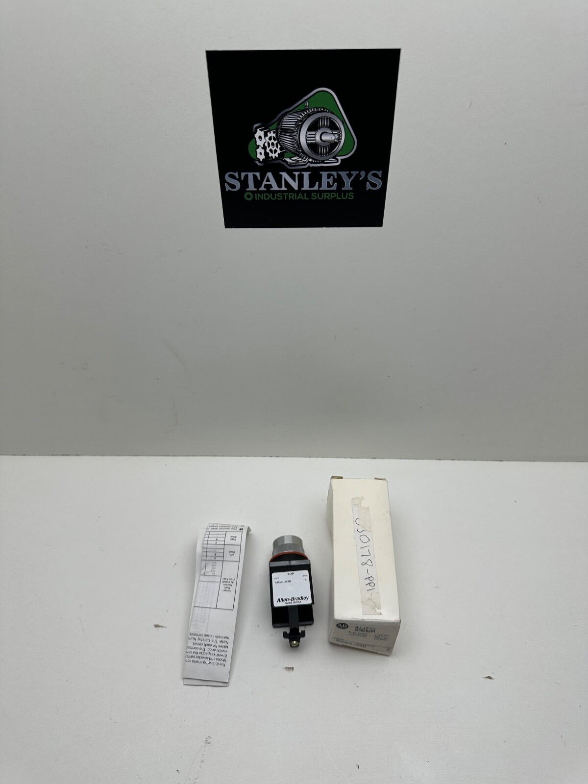 Allen Bradley 800MR-JX4B Selector Switch New