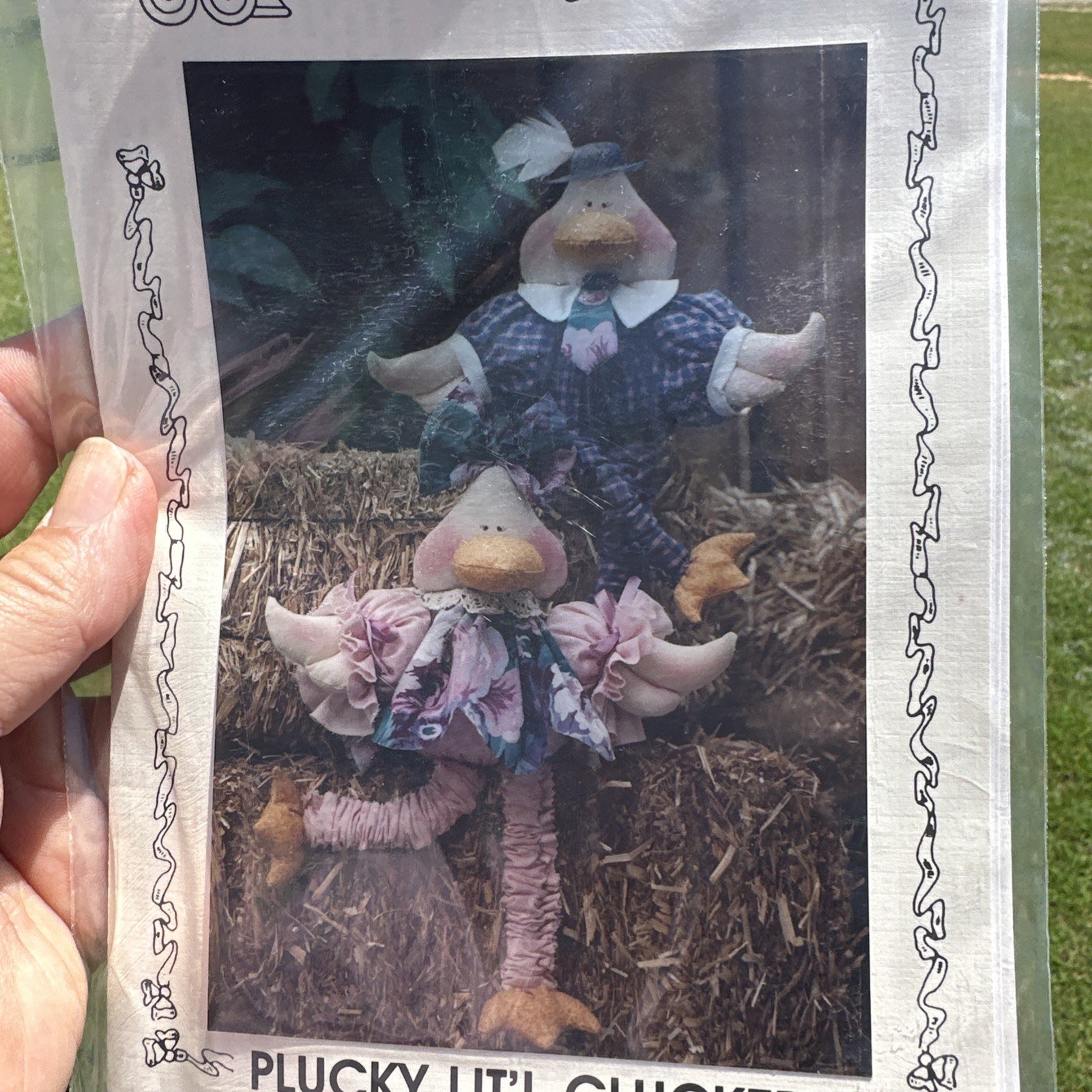 Vintage 1992 GINGER SNAP JUNCTION 11" "Plucky Lit'l Cluckers" Pattern