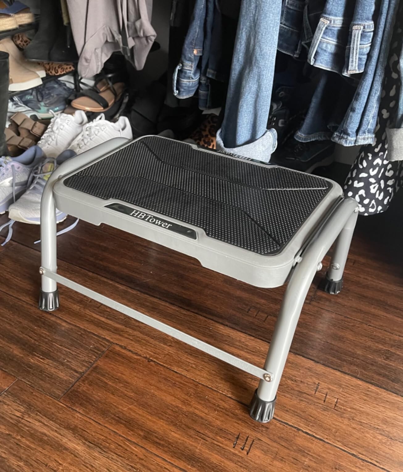 Step Stool Step Stools for Adults Kids with Non-Slip Rubber Feet Holds Upto 600L