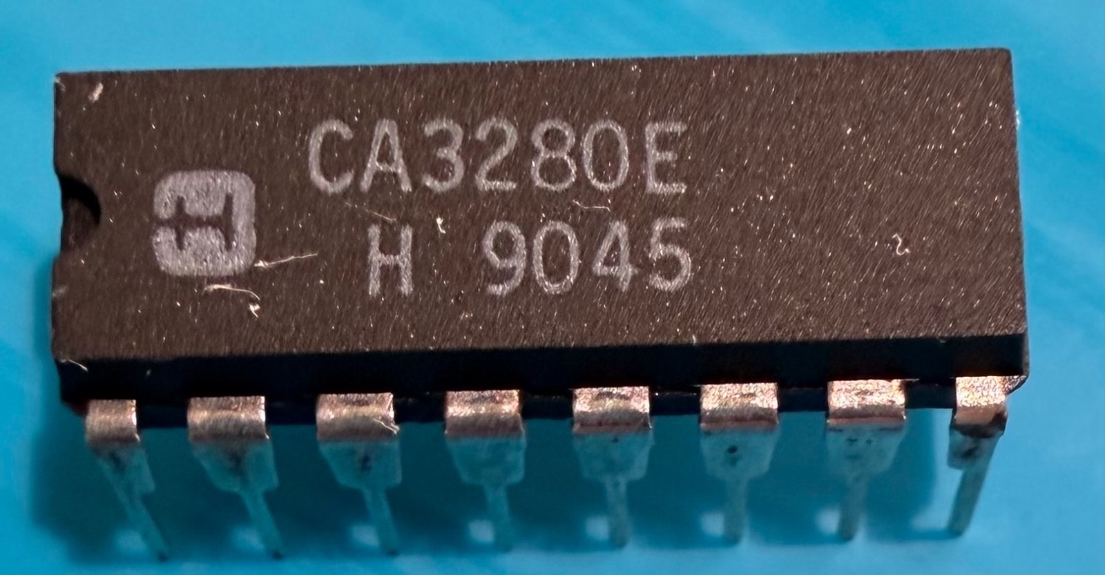 Harris CA3290E Integrated Circuit