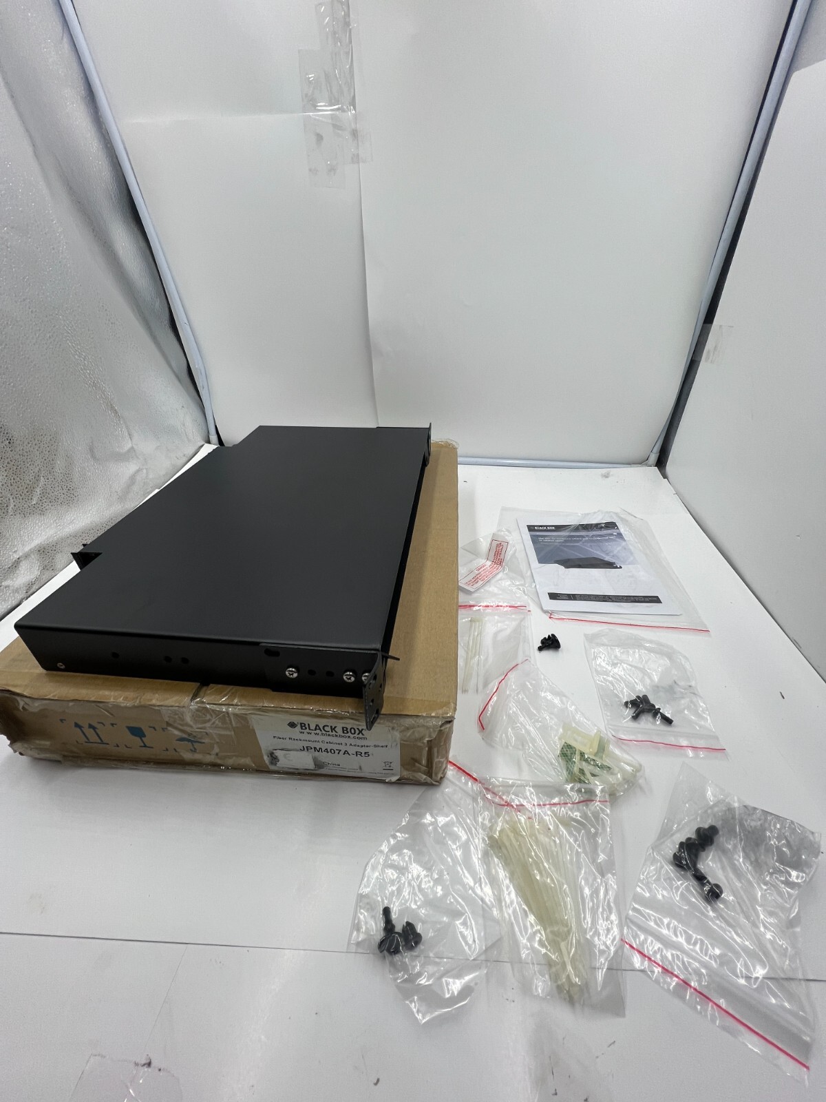 Black Box JPM407A-R5 JPM400 Series Rackmount Fiber Rack Shelf Enclosure - 1U