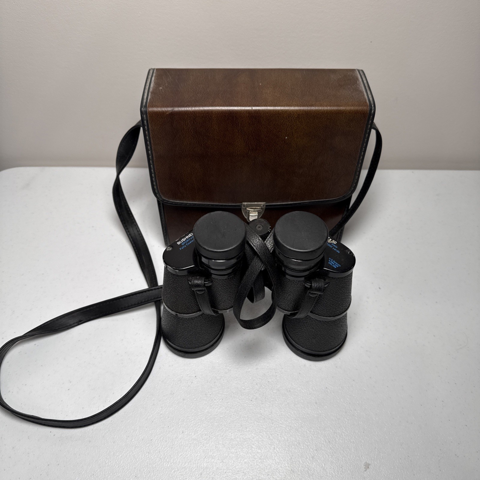 Vintage  Bushnell InstaFocus Binoculars 7 x 50 fov 394 ft@1000 Yards w/Case
