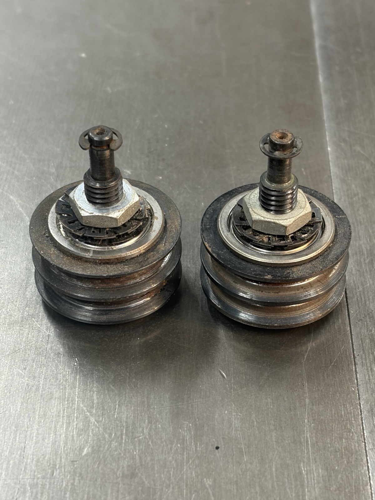 QTY 1 - NEW HERMES ENGRAVER BALL BEARING PULLEY ASSEMBLY - DRAWER #76