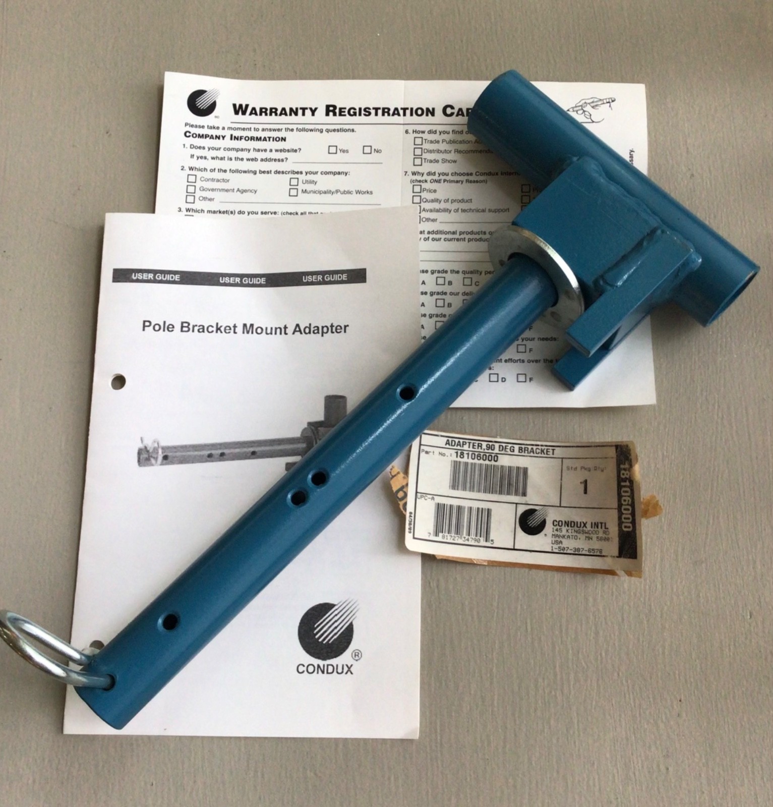 CONDUX 18106000  Pole Bracket Mount Adapter 90 degrees, Brand New