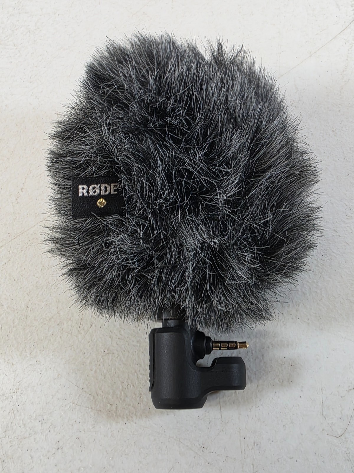 Rode VideoMic Me Directional Microphone w/ Deadcat Windshield for iPhone iPad