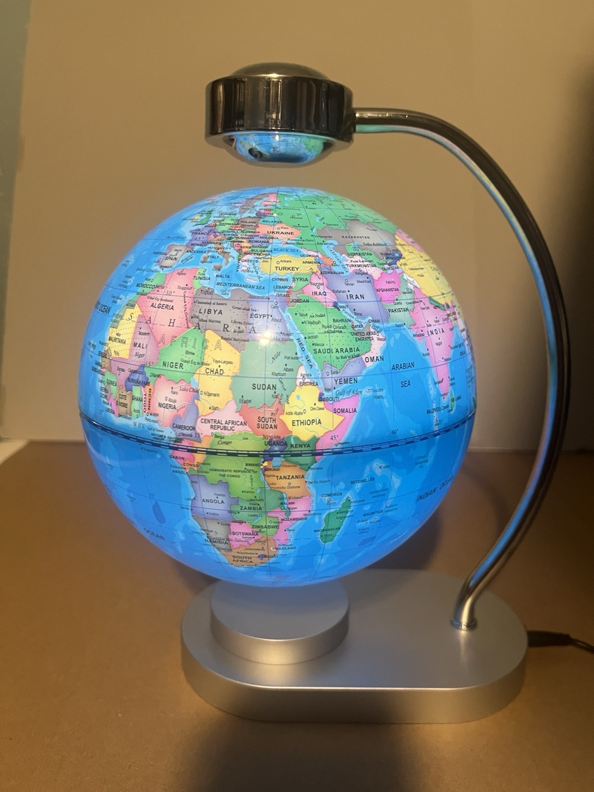 Floating Globe 8'' Magnetic Levitation Rotating Illuminated World