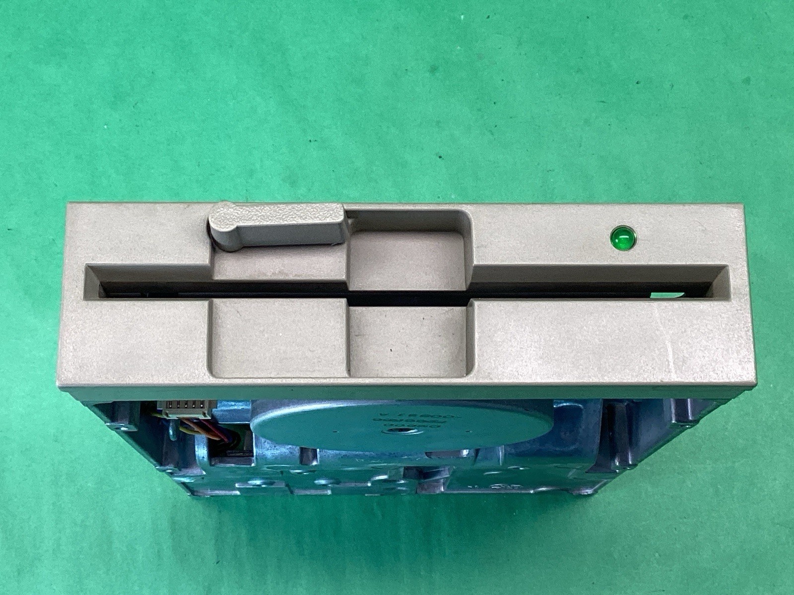 Epson SD-600 Tan 5.25” Floppy Internal PC Green LED Disk Drive - UNTESTED