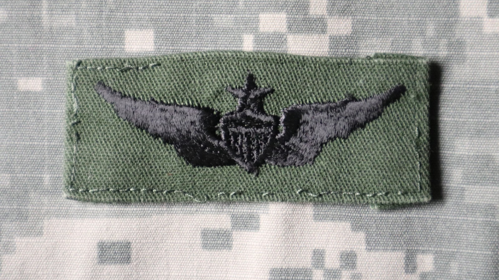US Army Military Senior Aviator Badge BDU OD Green Authentic Obsolete NEW