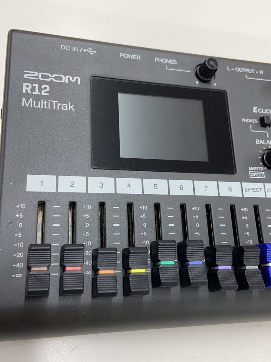 ZOOM Mixer R12 Used