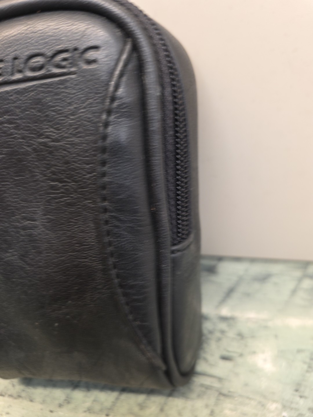 Case Logic Black Camera Case 4x6 Zip Closure Belt Loop Compact