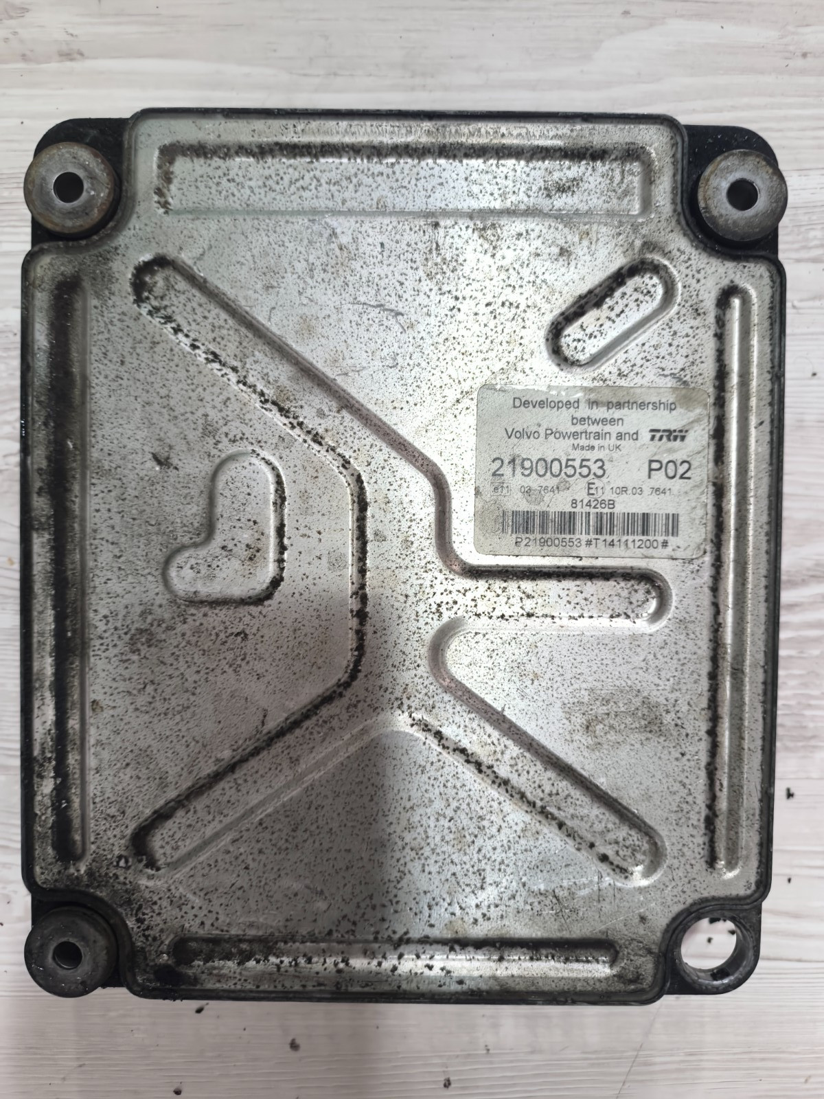 VOLVO RENAULT ENGINE CONTROL UNIT NO. 21900553