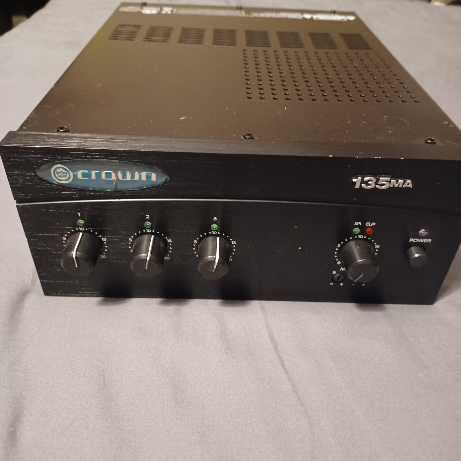 CROWN 135MA PROFESSIONAL PRO AUDIO POWER MIXER 3 CHANNEL AMPLIFIER