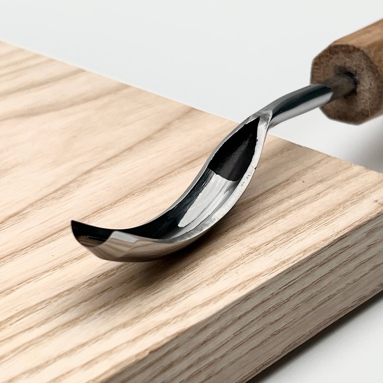 Short bent gouge, wood carving tools, spoon gouge STRYI Profi, carving grooves