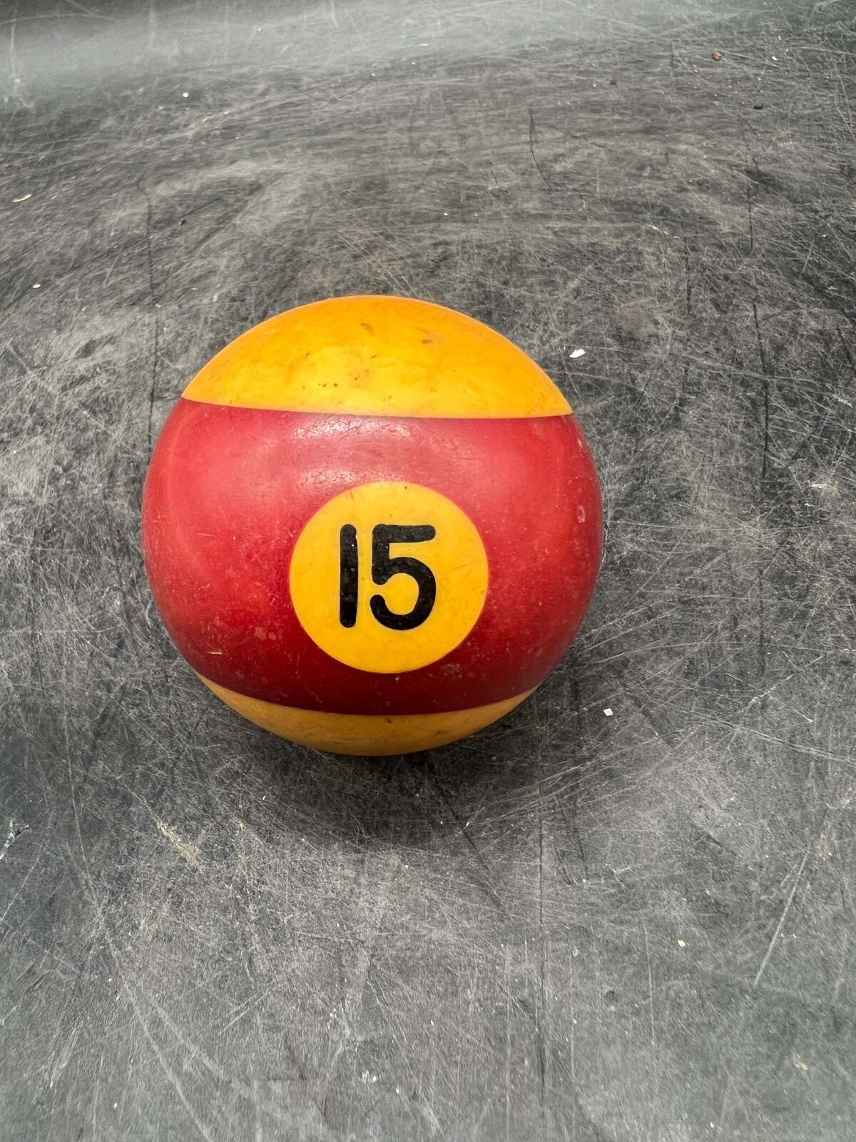 Vintage Number 15 Billard Pool Hall Ball 1960 Burgundy Stripe Bar Game