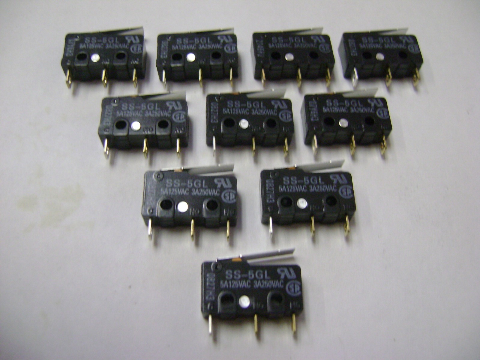 10 NEW OMRON SS-5GL 5A125VAC / 3A250AC MICRO SWITCHES A5