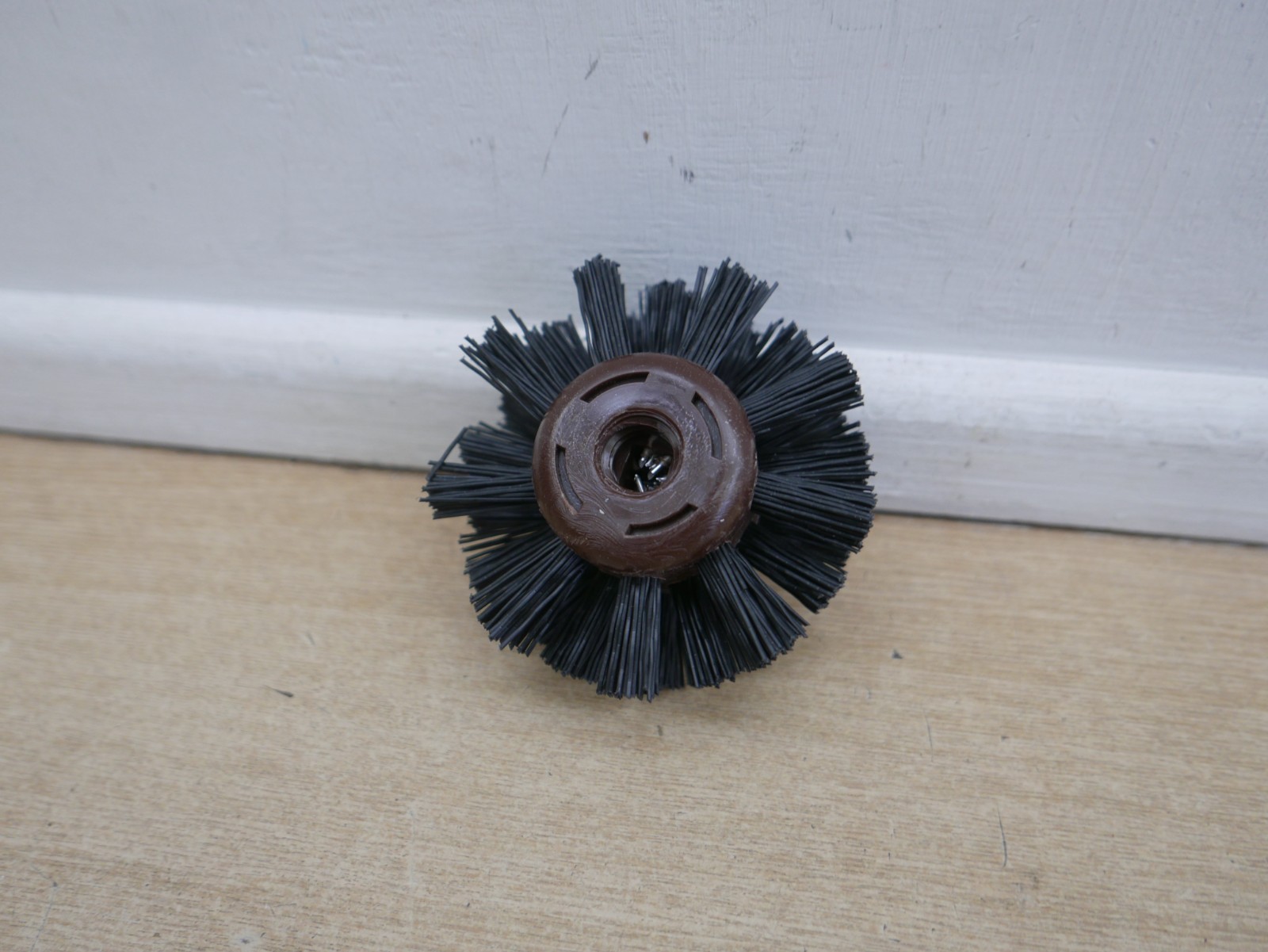 BENTLEY 4" PLASTIC CORE  DRAIN ROD BRUSH UNIVERSAL THREAD