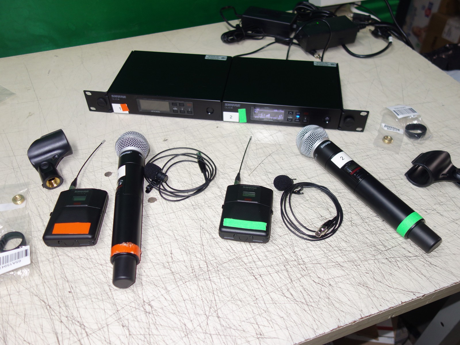 Lot of 2x * Shure QLXD124/85 Digital Wireless Combo Microphone System H50