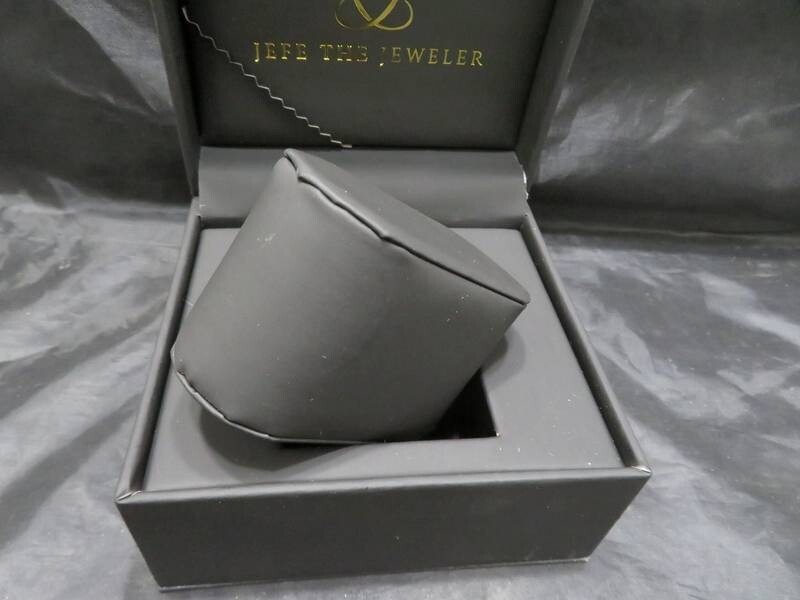 Jefe the Jeweler Empty Watch Box