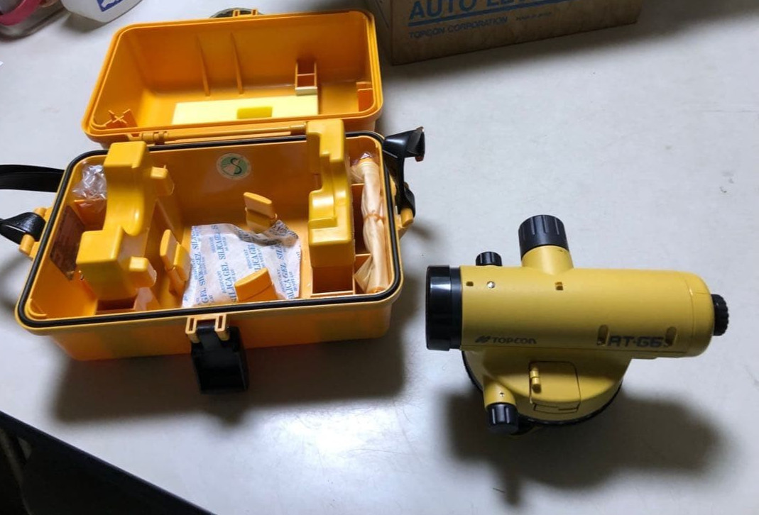 Topcon AT-G6 Auto Level 24x Surveying Construction Tool Junk