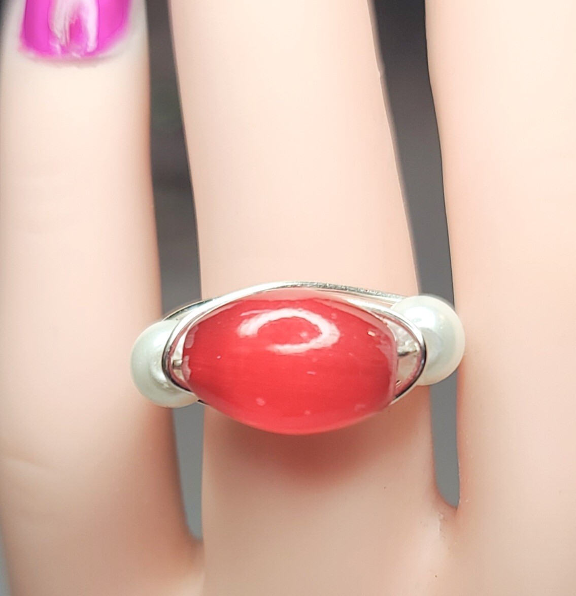 Handmade Wire Wrapped Ring With Center Red Bead And 2 Side White Beads Size 7.