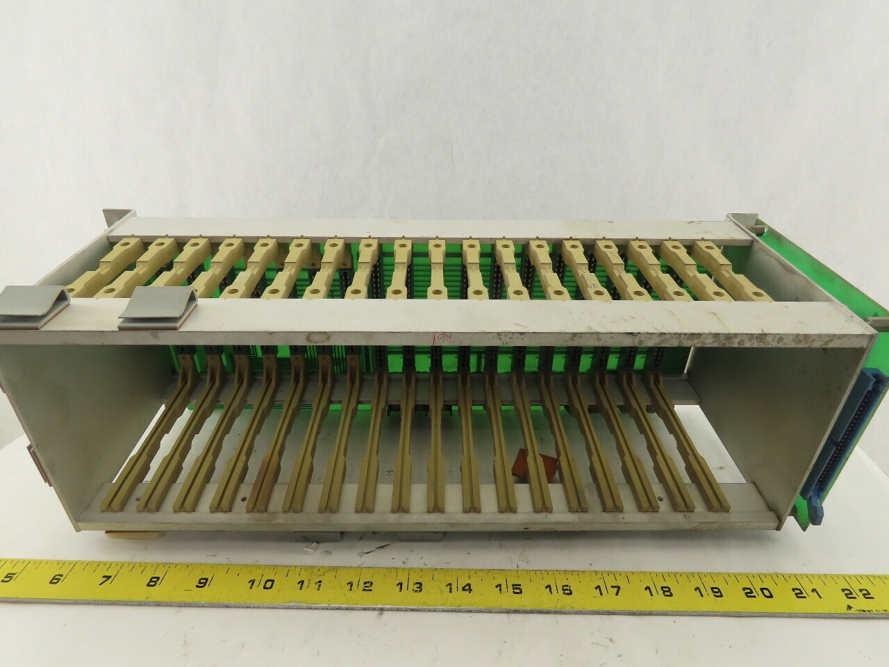 Cincinnati 821253 I/O Micro Backplane 18 Slot Rack Chassis