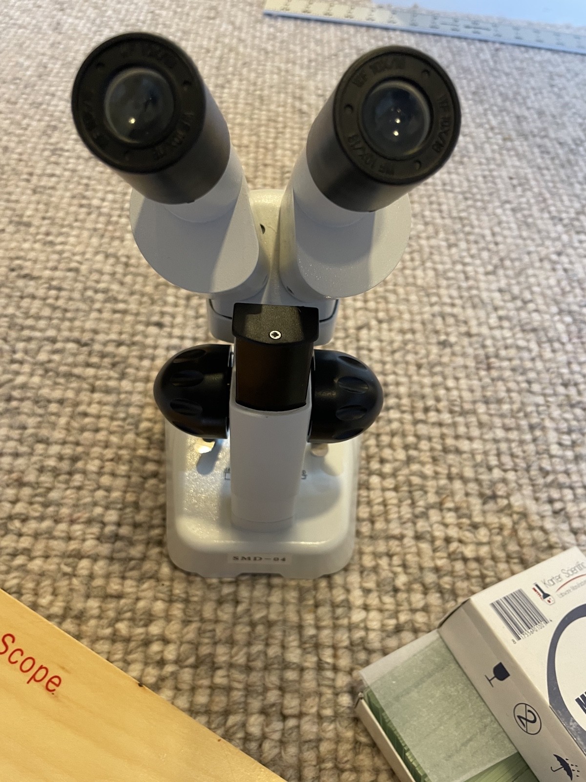 Kids My First Lab i-explore SMD-04 Microscope 20x Zoom + AmScope 50 SpeciSlides