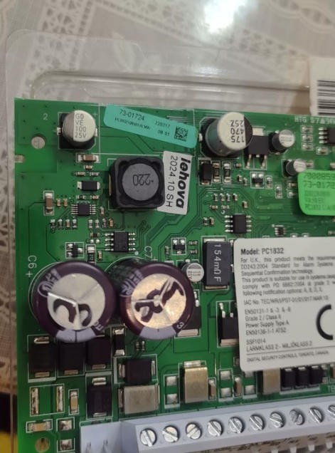 DSC PC1832 PowerSeries 8-32 Zone Alarm System Motherboard PC1832PCB Board Only