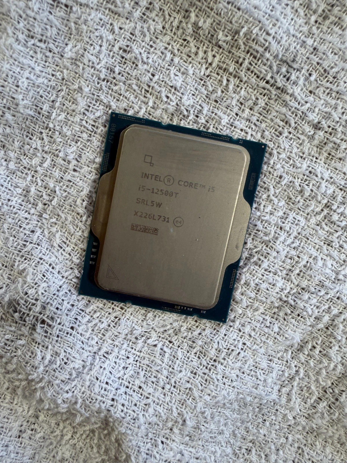 Intel Core i5-12500T SRL5W 6-Core 2.00GHz LGA1700 CPU 7.5MB L2 18MB L3