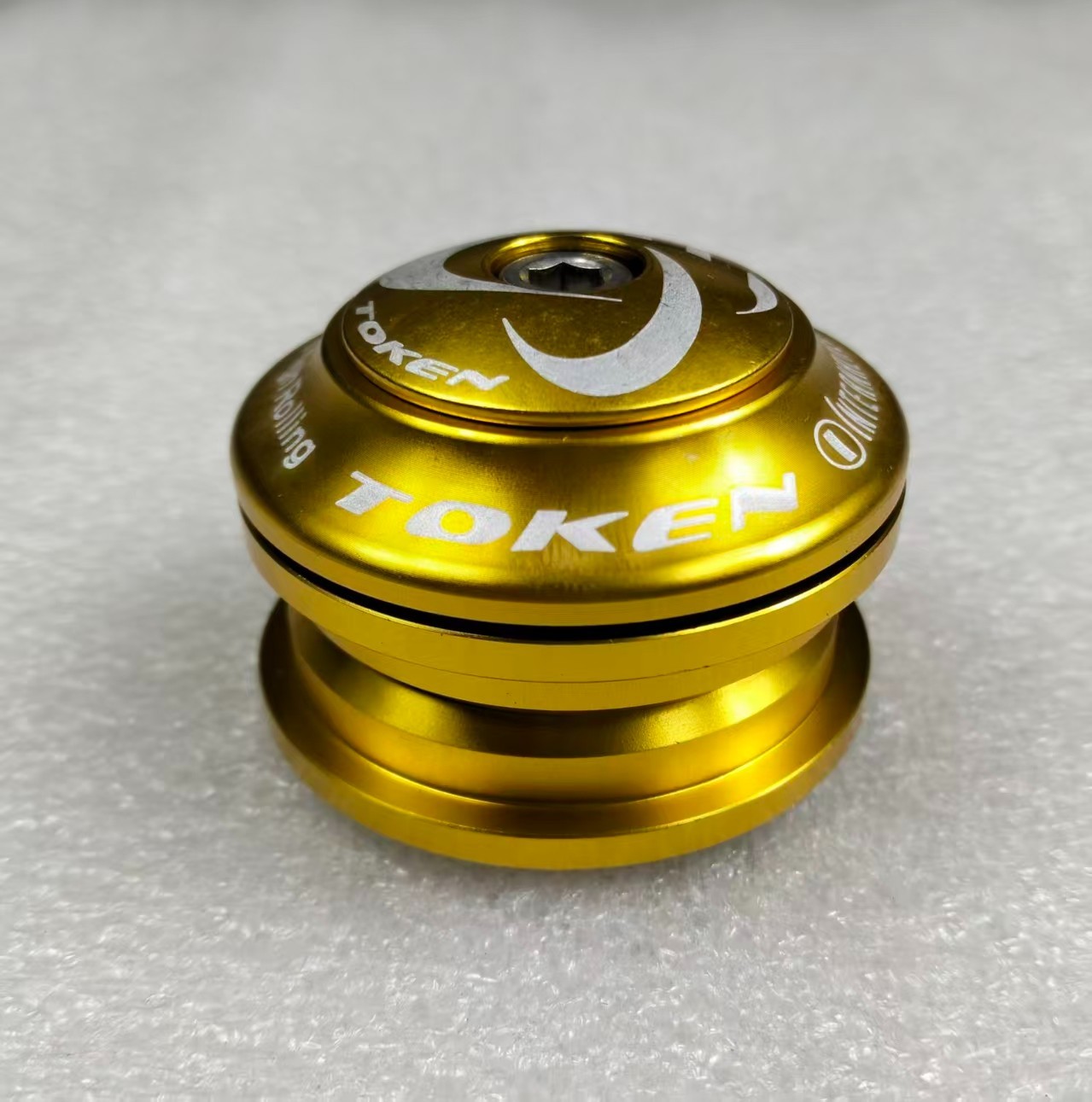 TOKEN ZS44 SEMI INTEGRATED HEADSET 28.6MM 1-1/8' 44MM NEW IN BOX GOLD