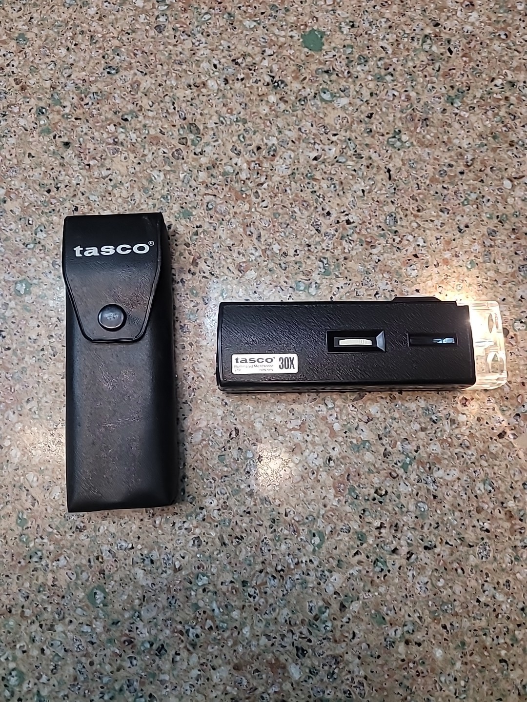 Tasco 30X Illuminated Microscope Model 9700 w/Case Tested And Works