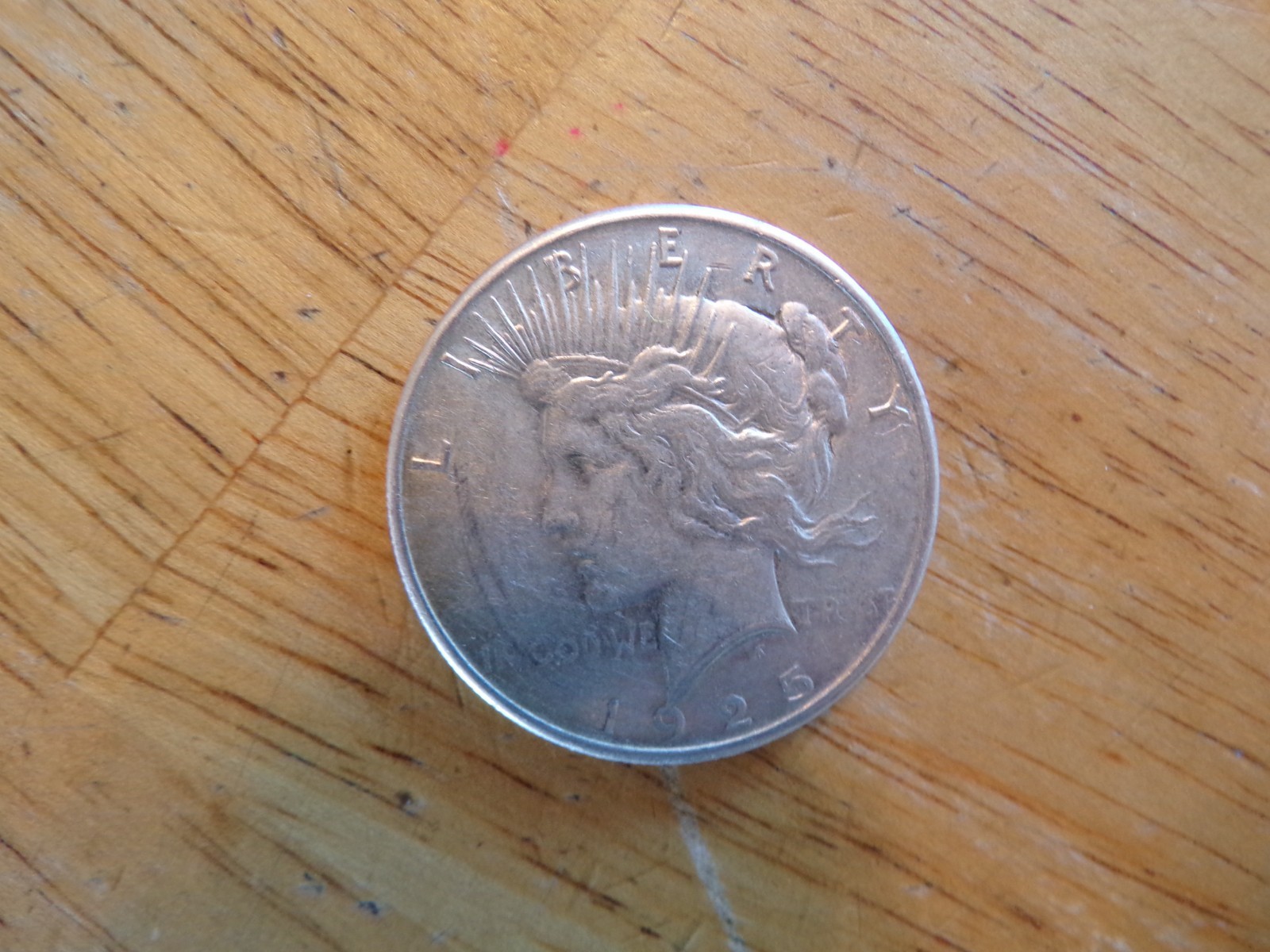 1925 Peace Dollar 90% Silver, fine