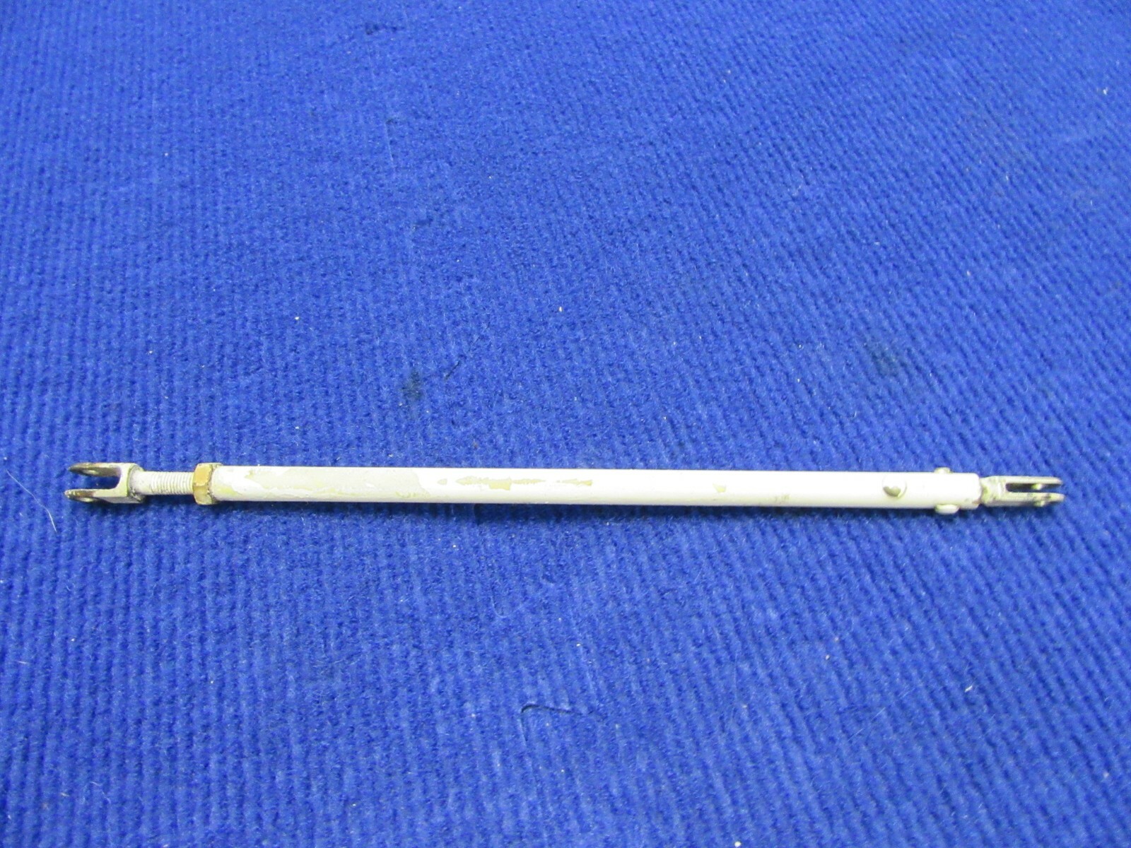 Beech Baron 95-B55 Actuator to Elevator Trim Tab Rod 96-520012-13 (1121-526